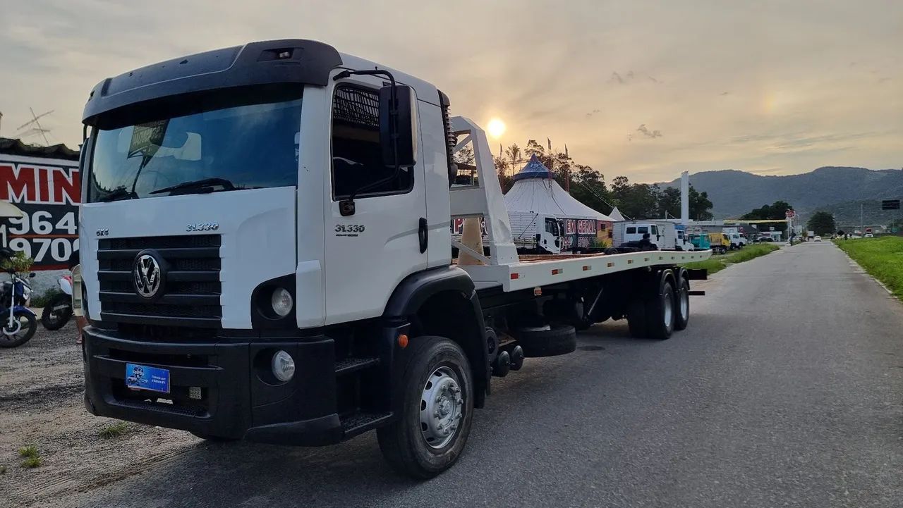 Vw modelo 31.330 CRC 6x4 ano 2014  - Foto 2