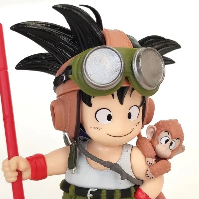 Decoração Boneco Goku Dragon Ball Z - Colecionável