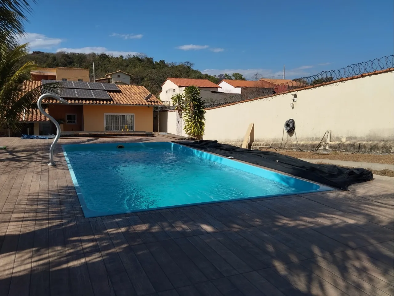 Vendo casa em cachoeira da prata/ Sete Lagoas MG