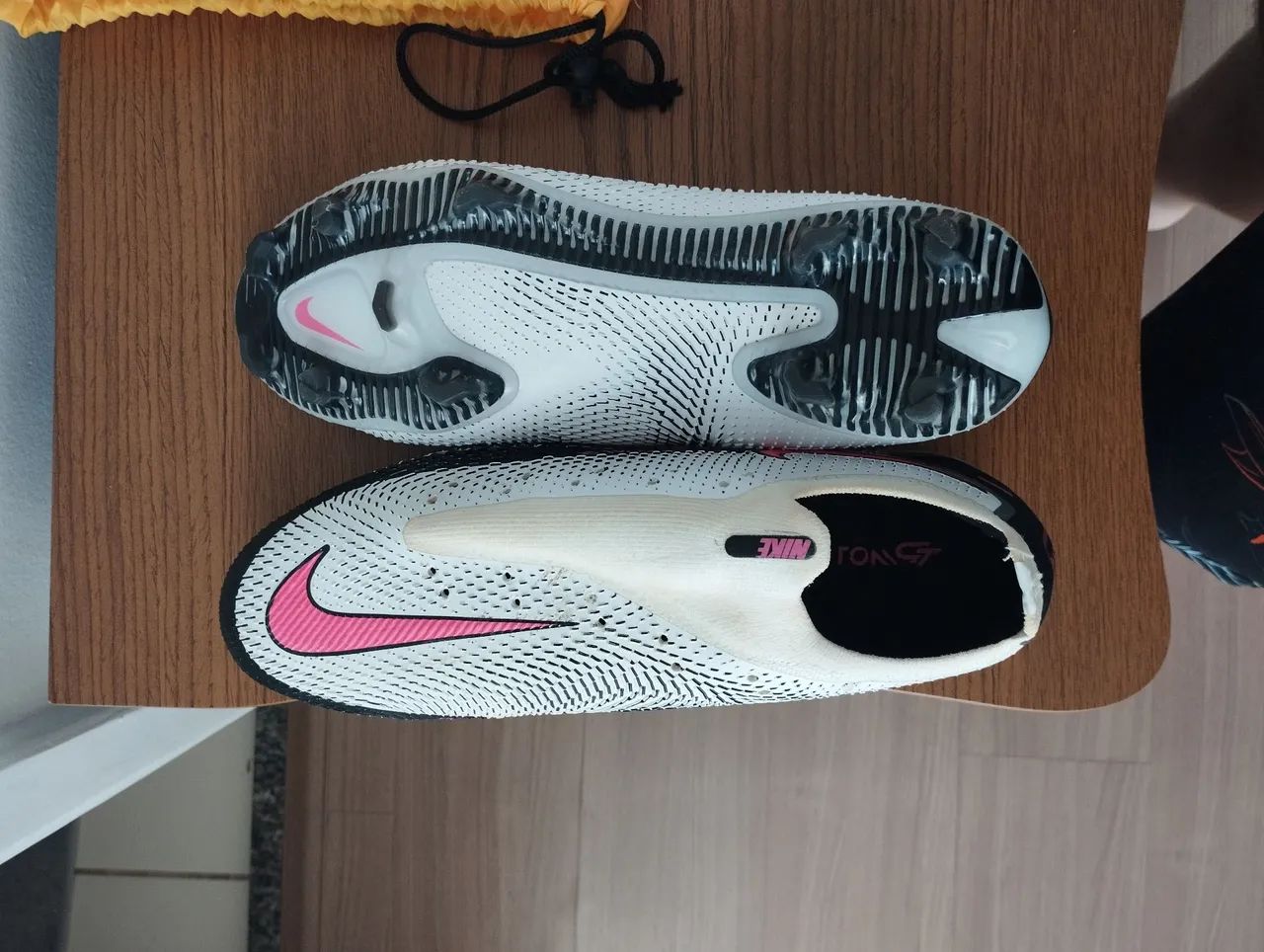 Chuteira Nike Phantom GT - Calçados - Gleba Fazenda Palhano