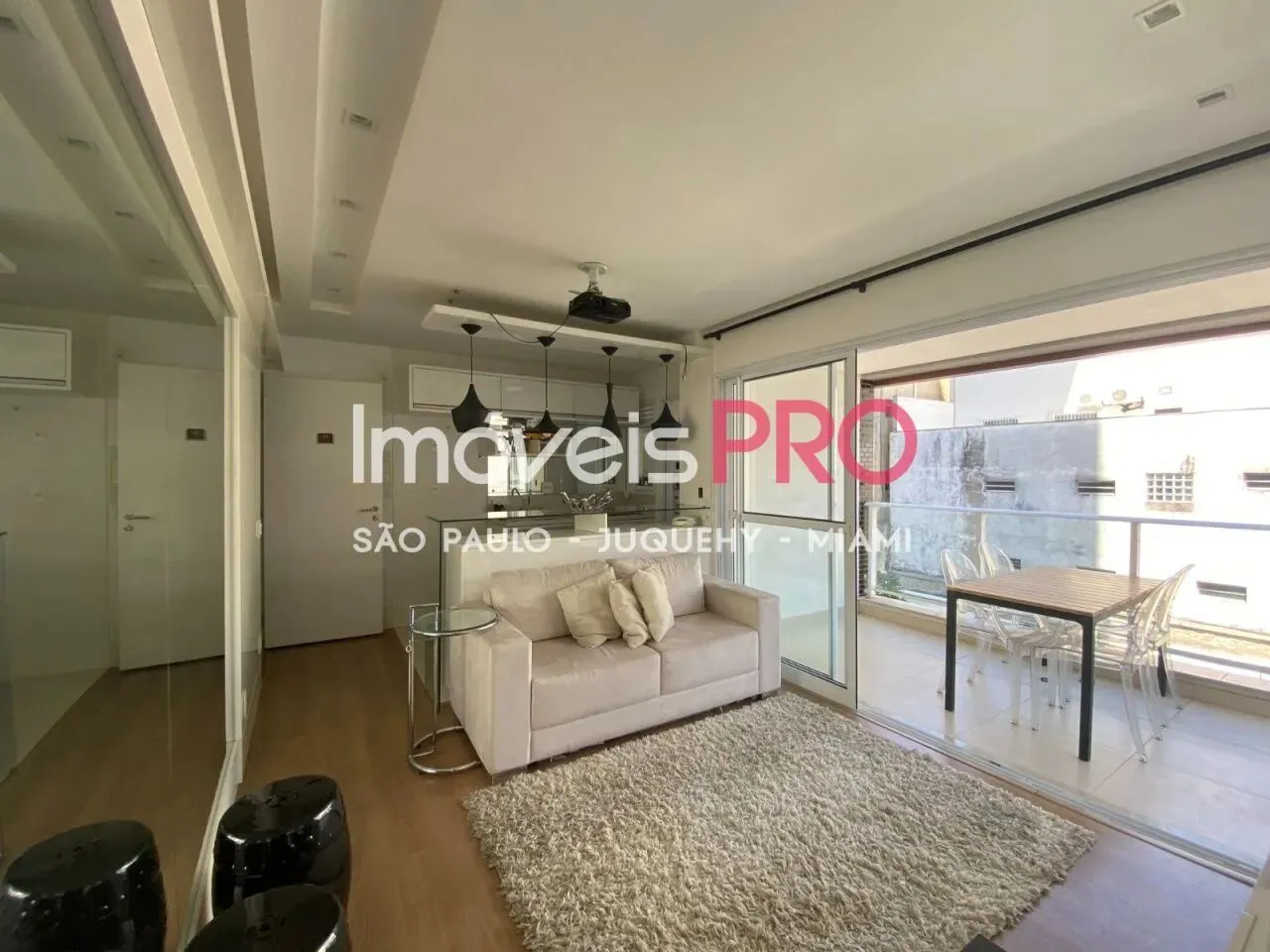 Vila Mariana, Apartamento studio novo decorado, 45mts, 1 vaga , perto do metrô Ana Rosa