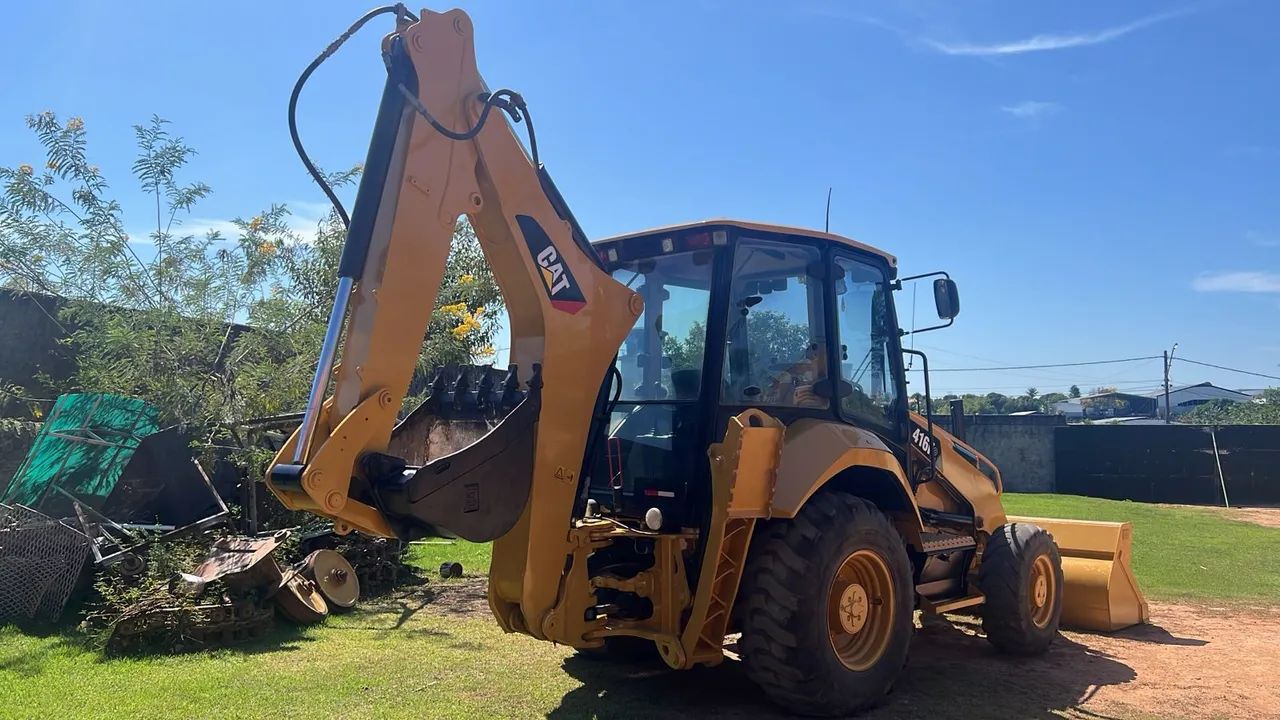 RETROESCAVADEIRA CAT416F2 - Foto 3