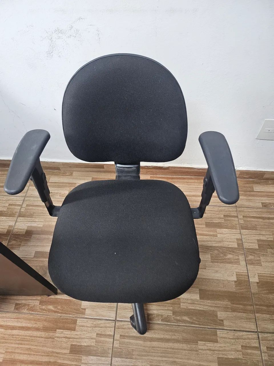 Cadeira de Escritório Giratória com Rodinhas