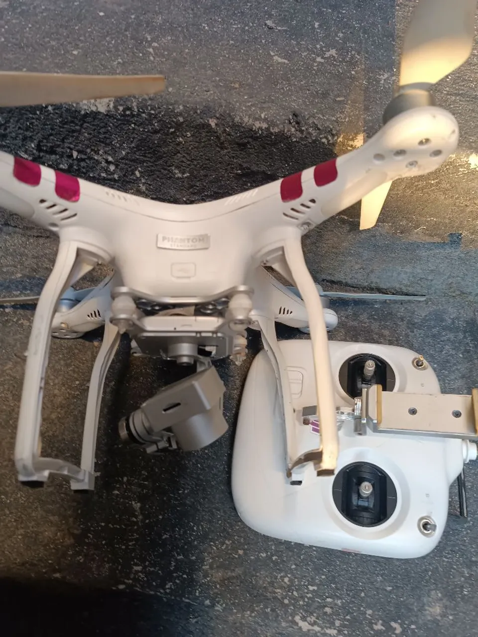 Drone DJI Phantom Standard - Para uso ou peças