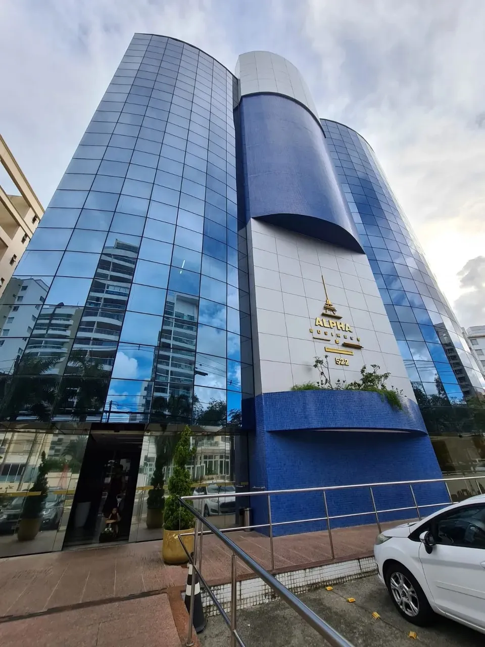 SALA ESCRITÓRIO LAJE COMERCIAL EM ALPHAVILLE PARA VENDA OU ALUGUEL