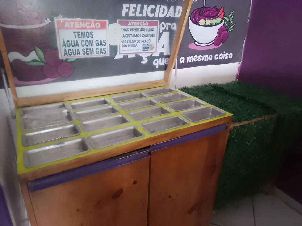 Freezer e bancada para açaí ou macarrão 