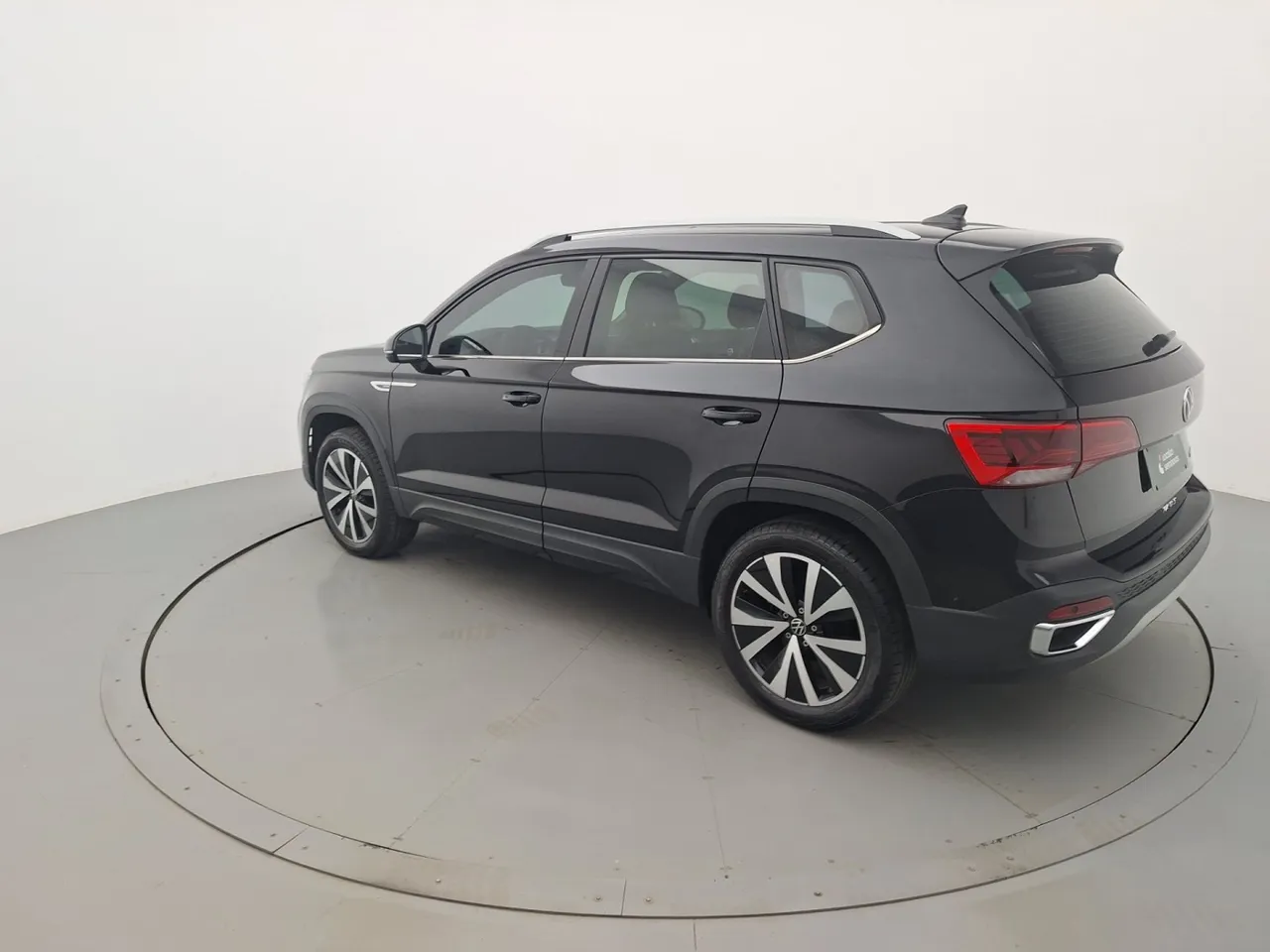 Volkswagen Taos 2023 1.4 250 tsi total flex highline automático