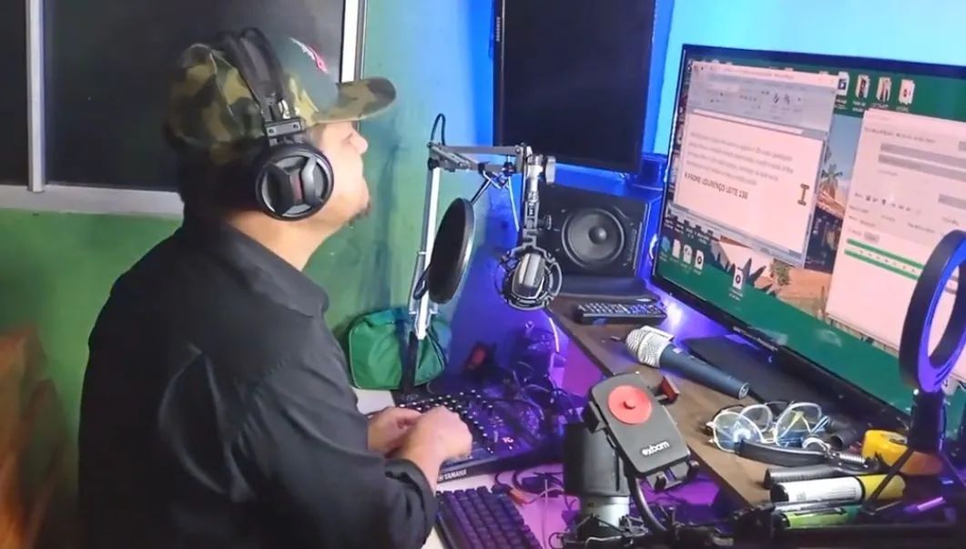 Locutor que grava vinhetas, propagandas, mensagens  - Foto 3