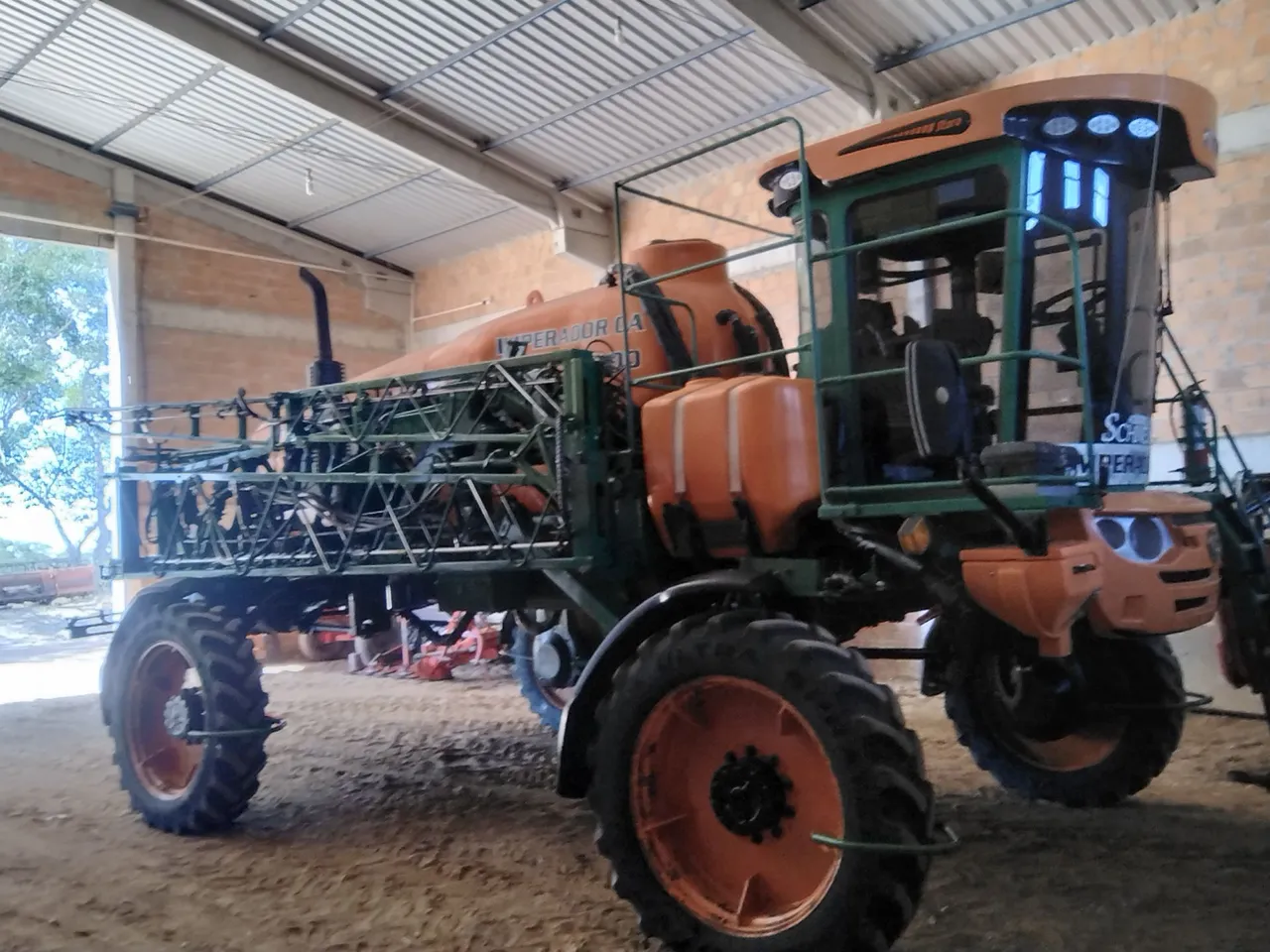 Pulverizador Imperador ca 3100