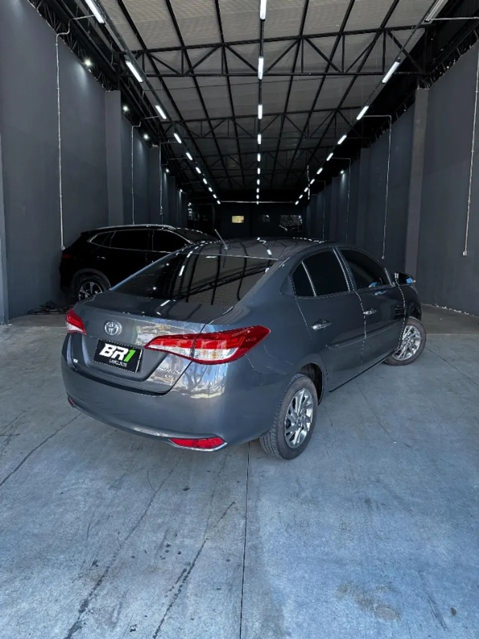 TOYOTA YARIS XS SEDAN 1.5 FLEX 2024, Garantia de Fabrica, Revisões na concessionária  - Foto 4