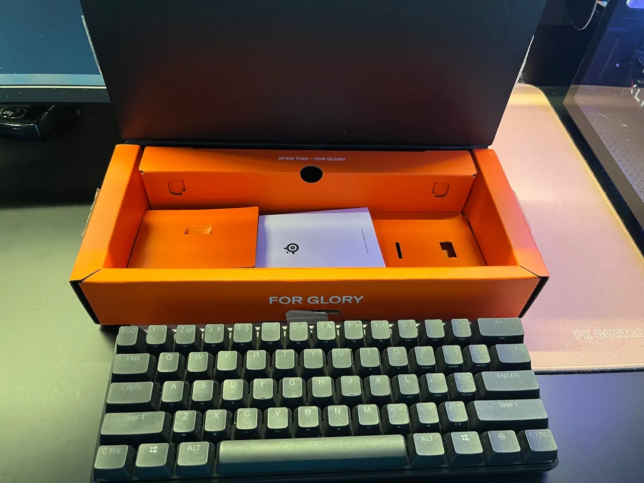 Apex Pro Mini praticamente novo (usado por 2 meses)