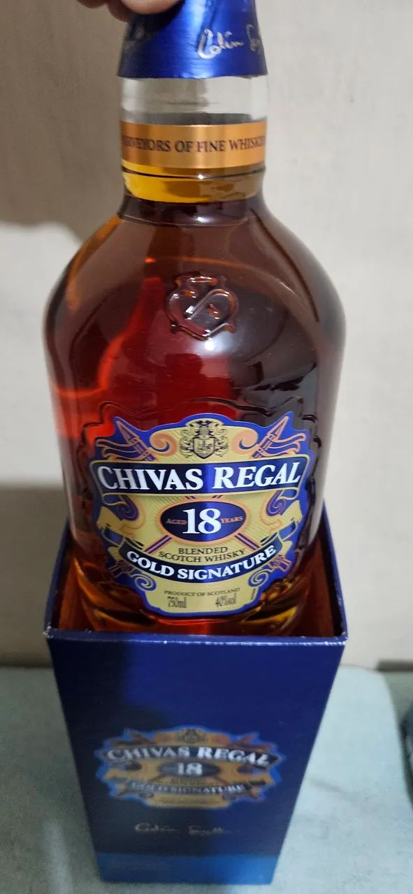Royal Salute 21 anos - Edição Limitada e Chivas 18 anos - Foto 3