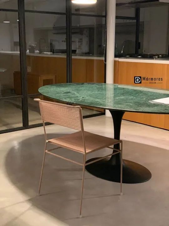 Mesa saarinen tampo de mármore verde guatemala - Foto 2