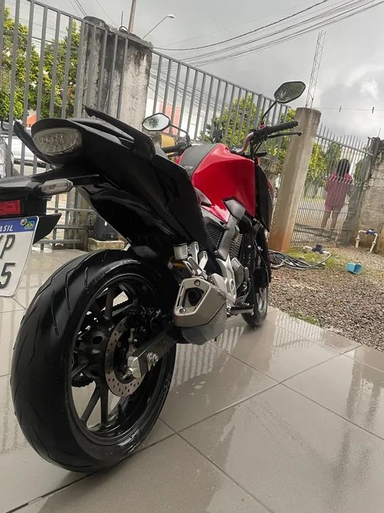 Honda CB 300F 2023 - Foto 7