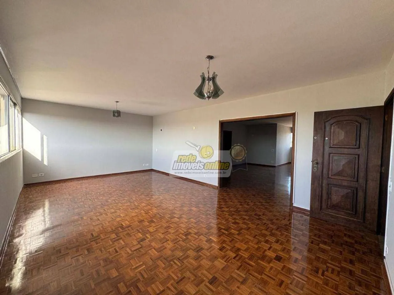 Apartamento com 4 dormitórios para alugar, 345 m² por R$ 2.959,19/mês - Centro - Uberaba/M