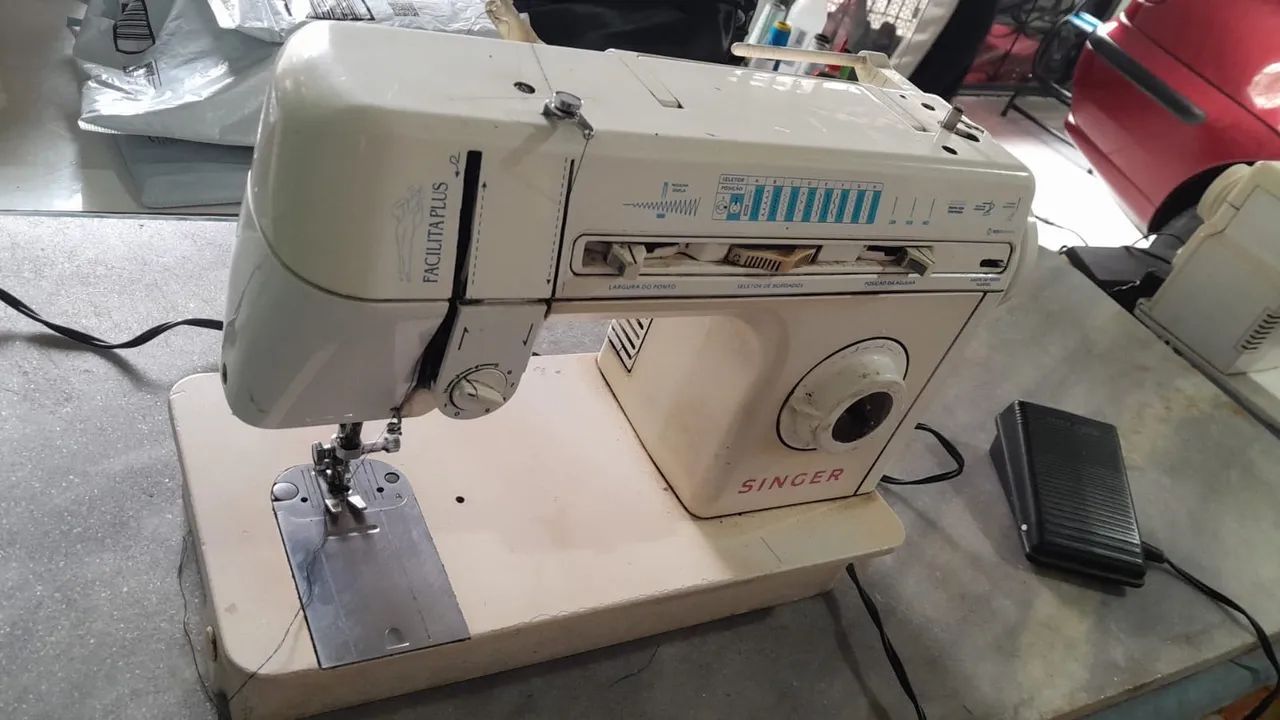Sewing machine working perfectly63824103999873123