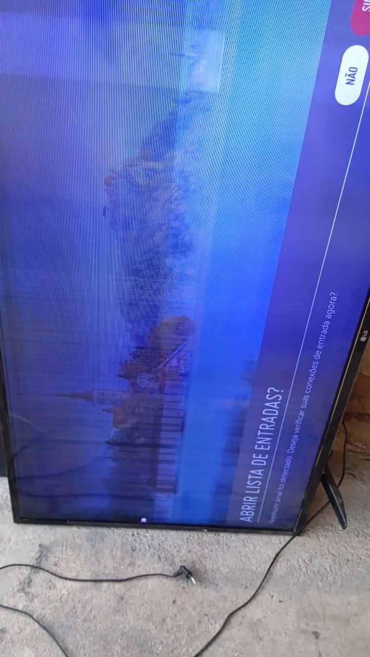 TV LG 49UH6100 Smart 49 polegadas para peças  - Foto 2