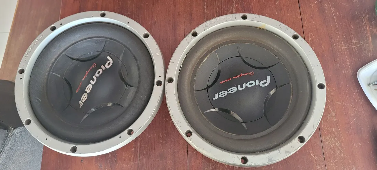 Vendo sub pioneer