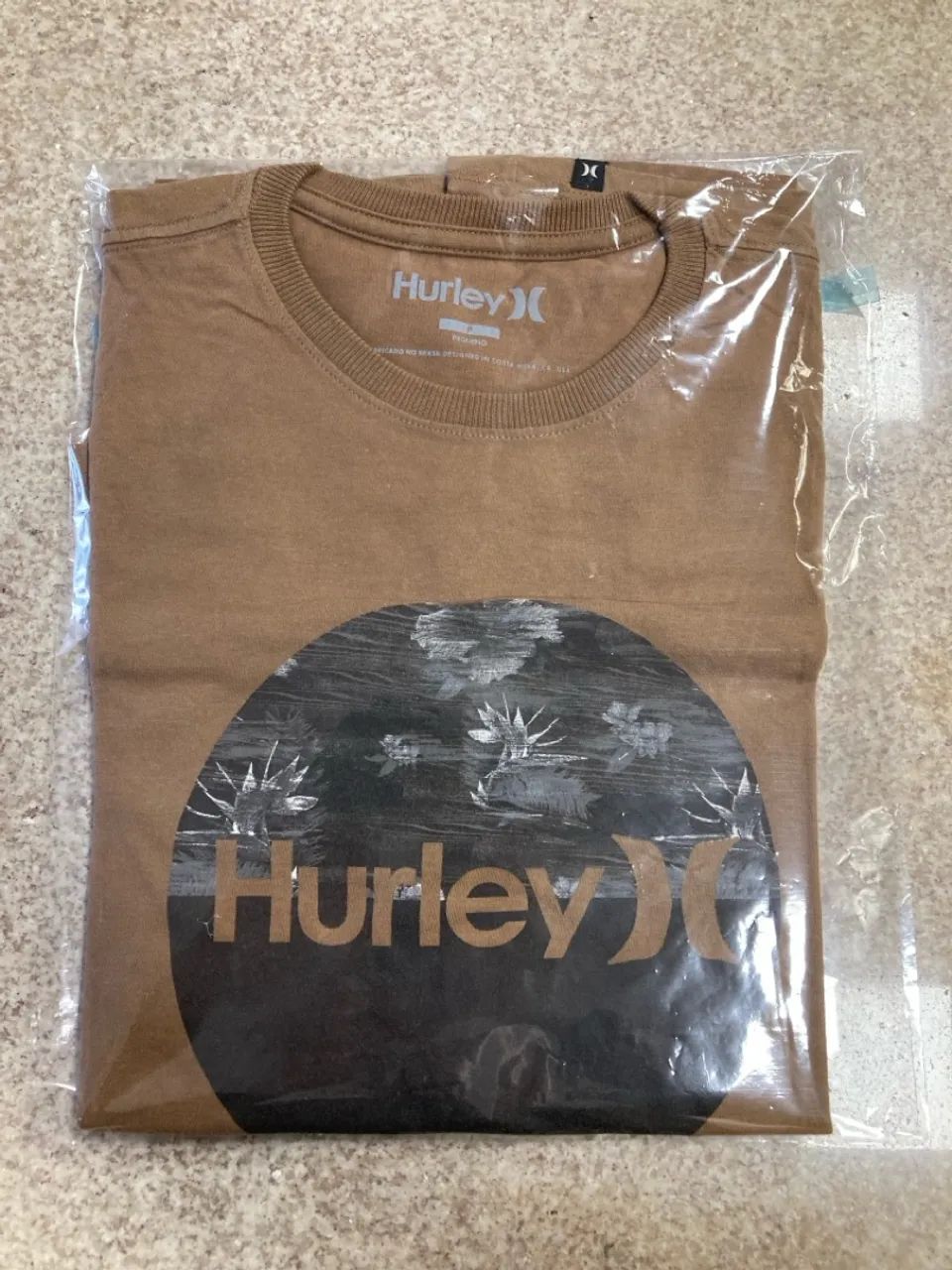 Camiseta Masculina Hurley Marrom