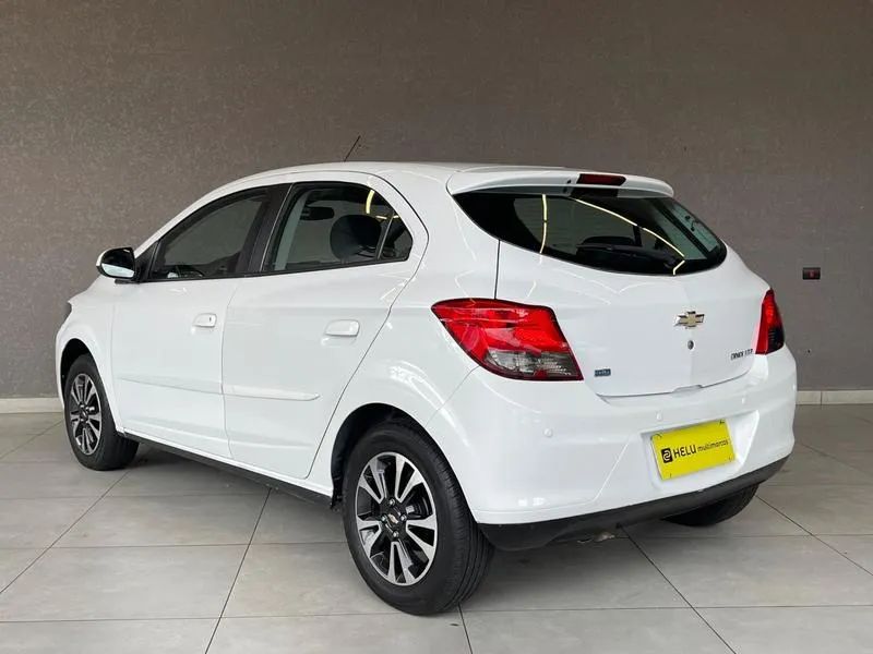 CHEVROLET ONIX 1.4 AT LTZ 2014 - Foto 2