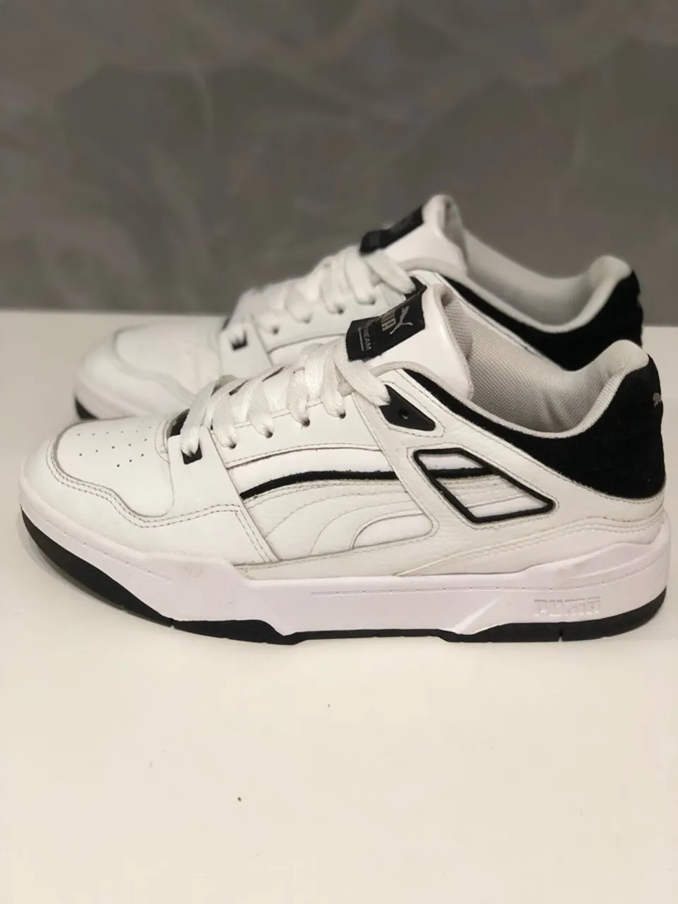 Tênis Puma Slipstream Branco e Preto