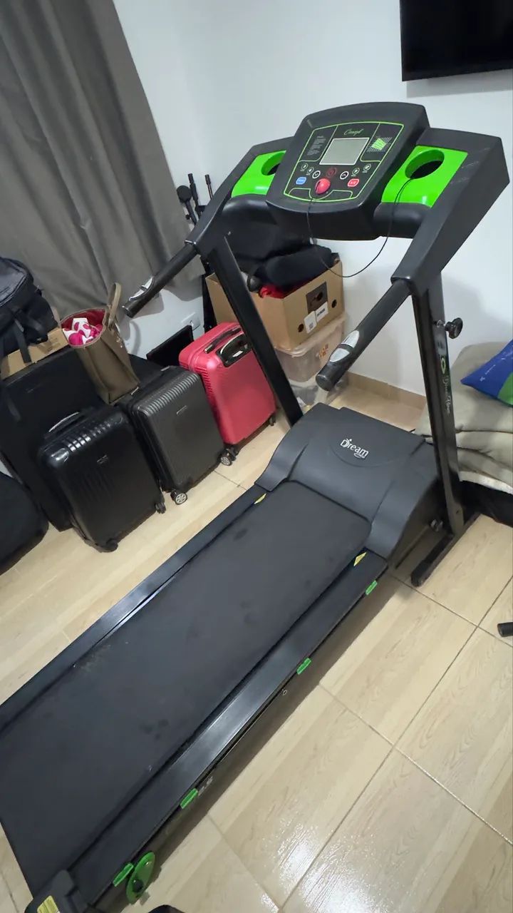 Esteira Eletrônica Dream Fitness Concept 2.5 Vel. Máx. 16km/h