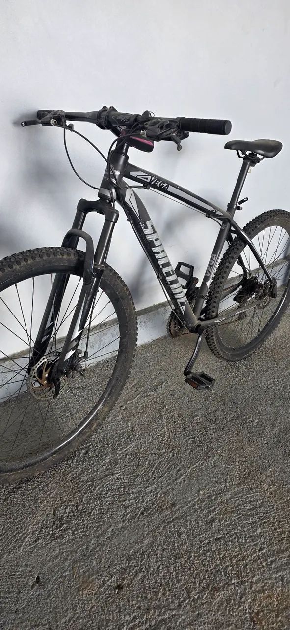 Bicicleta Vega Spaceline aro 19