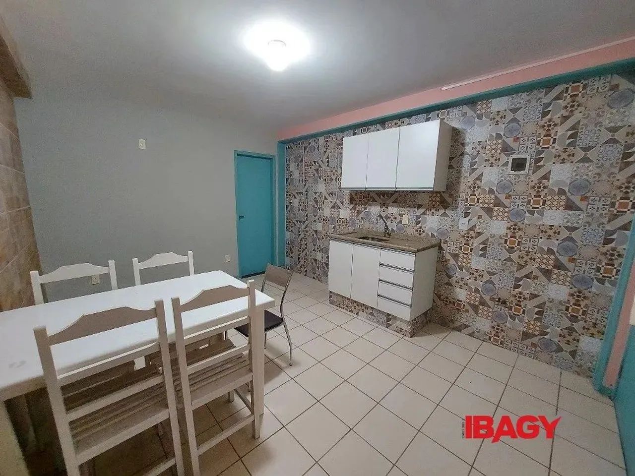 Excelente Apartamento 1 dormitório(s) em Cachoeira do Bom Jesus - Florianópolis - Foto 3