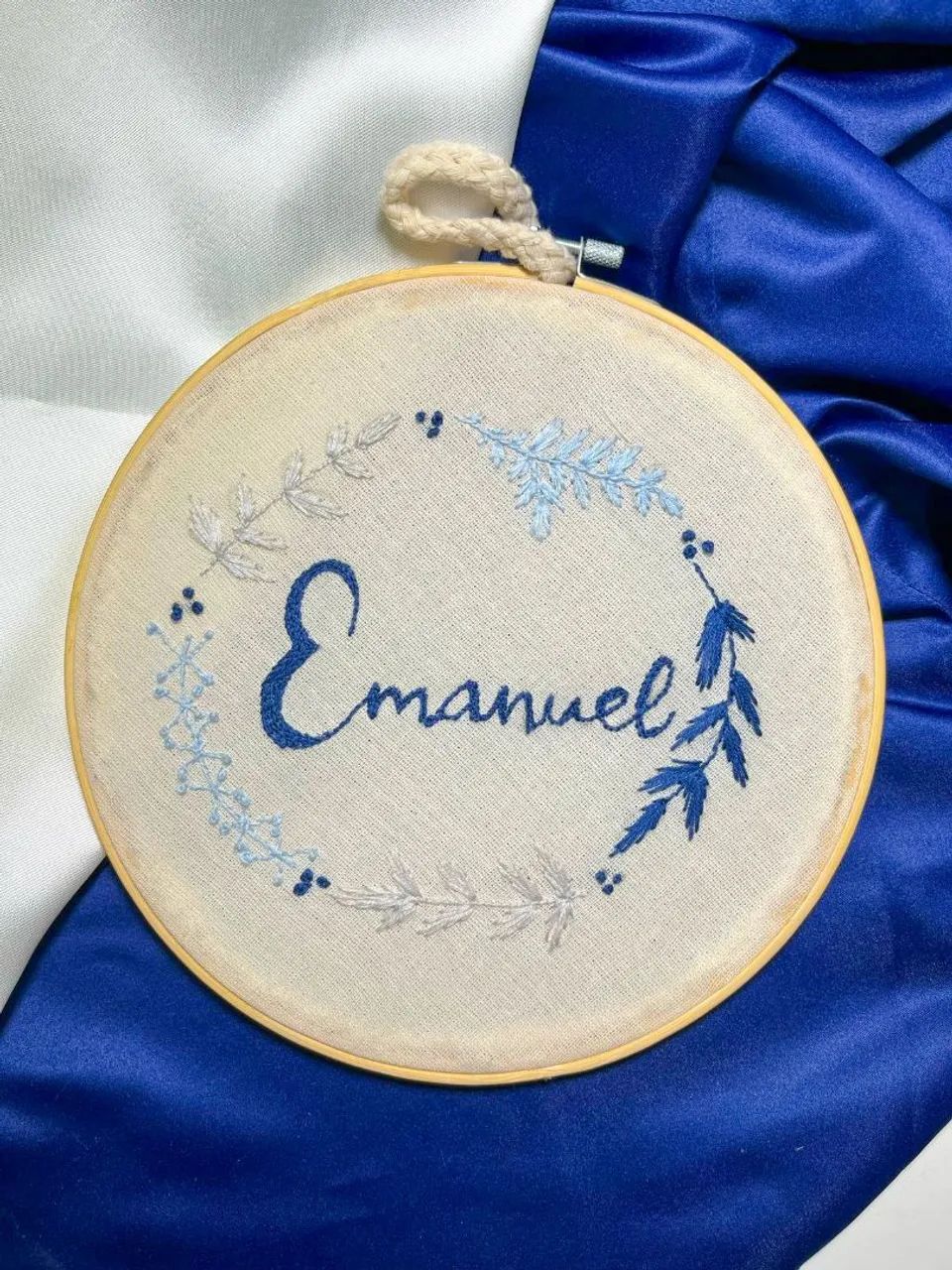  Bordado porta maternidade Personalizado -20x20cm