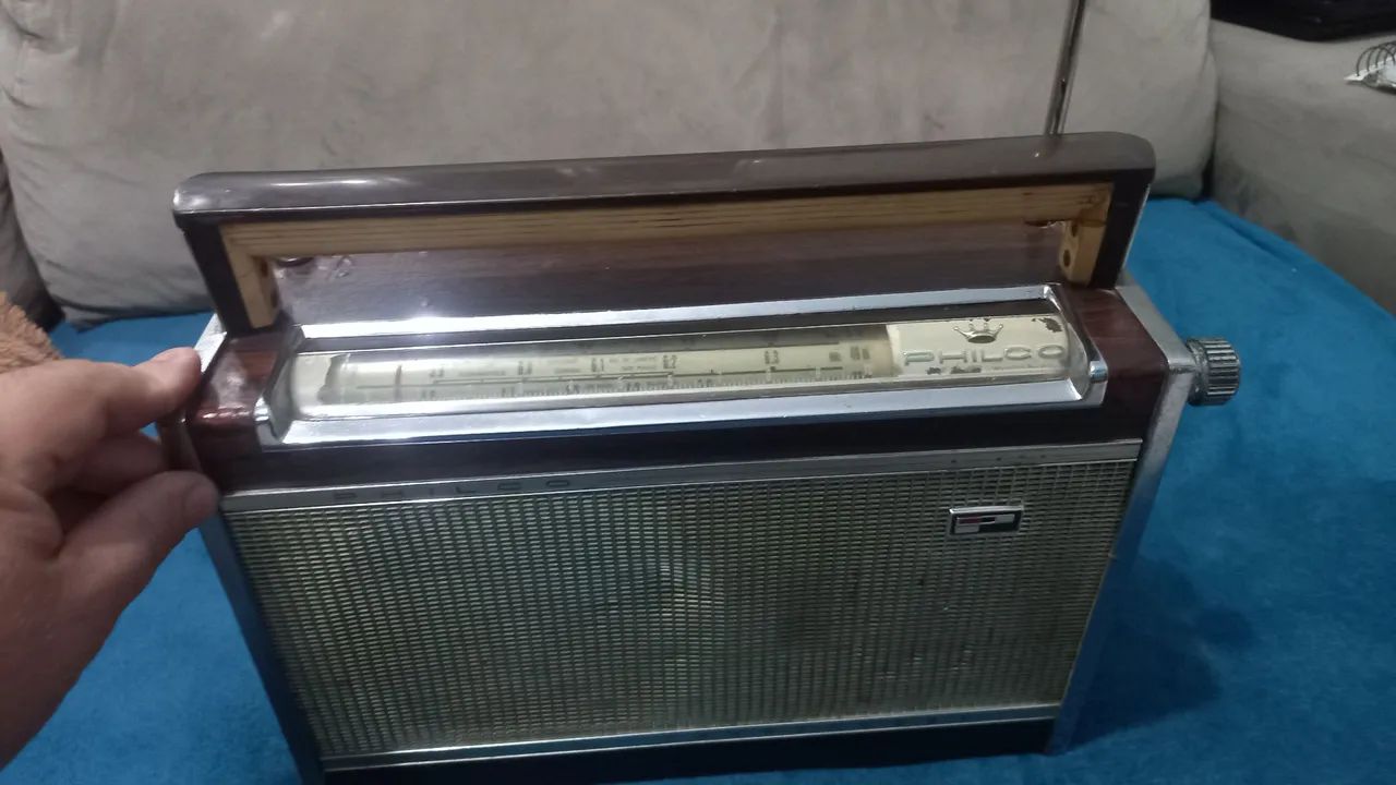 Rádio antigo Philco all transistor transglobe  - Foto 2