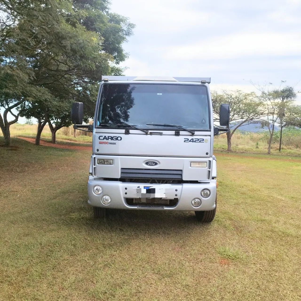 Caminhão caçamba Ford cargo 2422 ano 2010/11