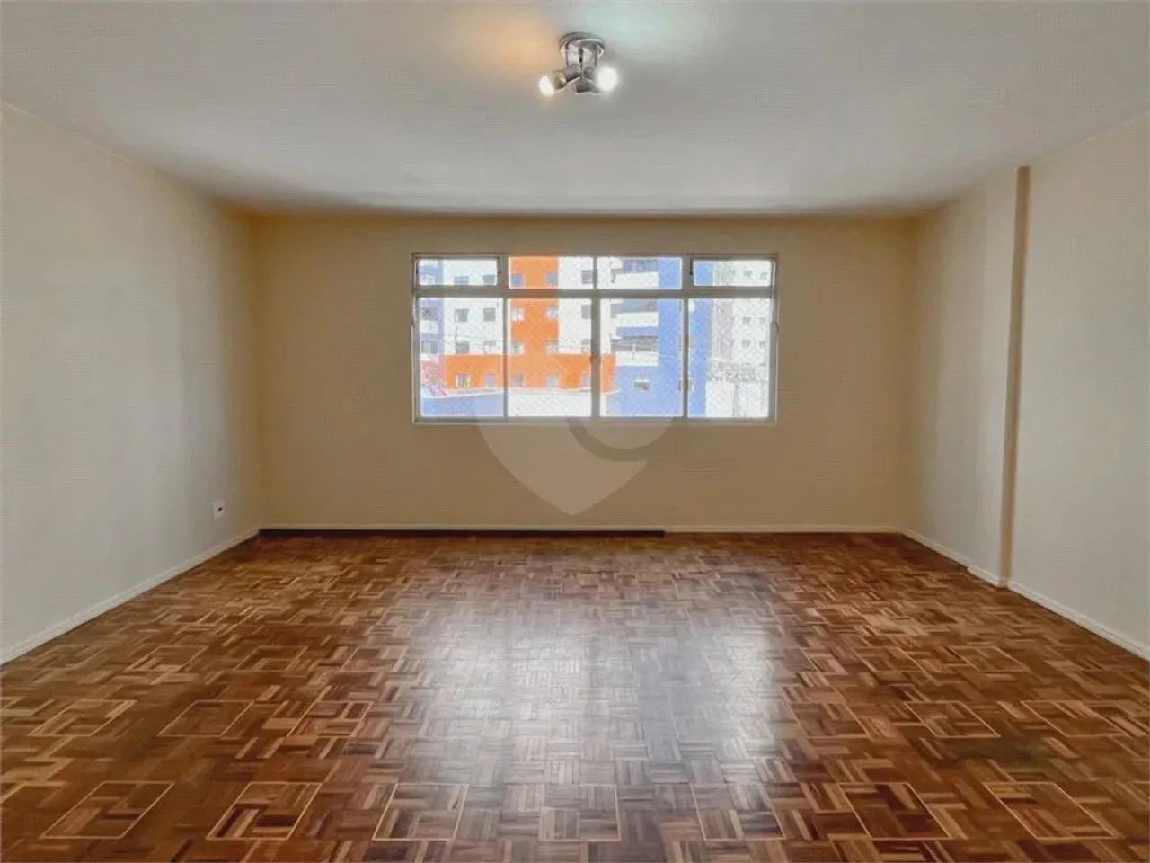 Imóvel para venda tem 130 metros quadrados com 3 quartos em Cristo Rei - Curitiba - PR - Foto 3