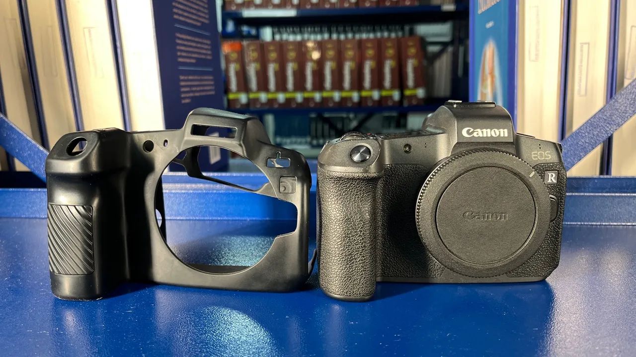 Canon Eos R + Bateria E Acessórios (Usado) - Foto 6