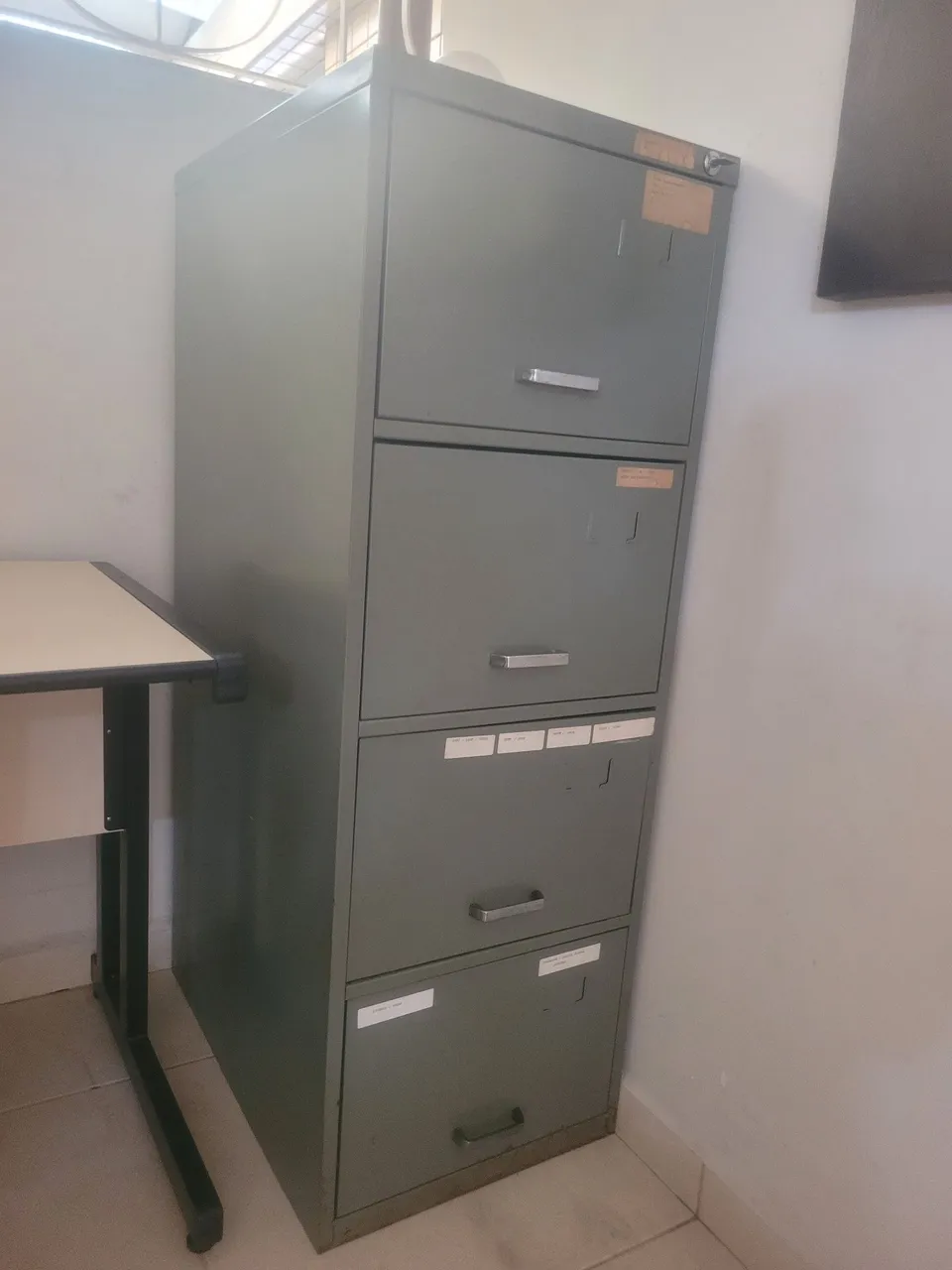 Gaveteiro de Aço para Escritório