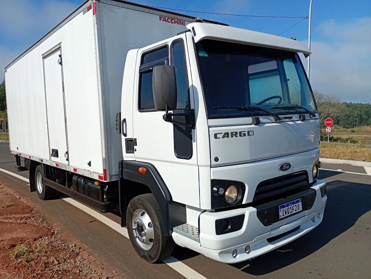 CARGO 816 S ANO 16 COMPLETO IMPECAVEL SO ANDAR - Foto 13