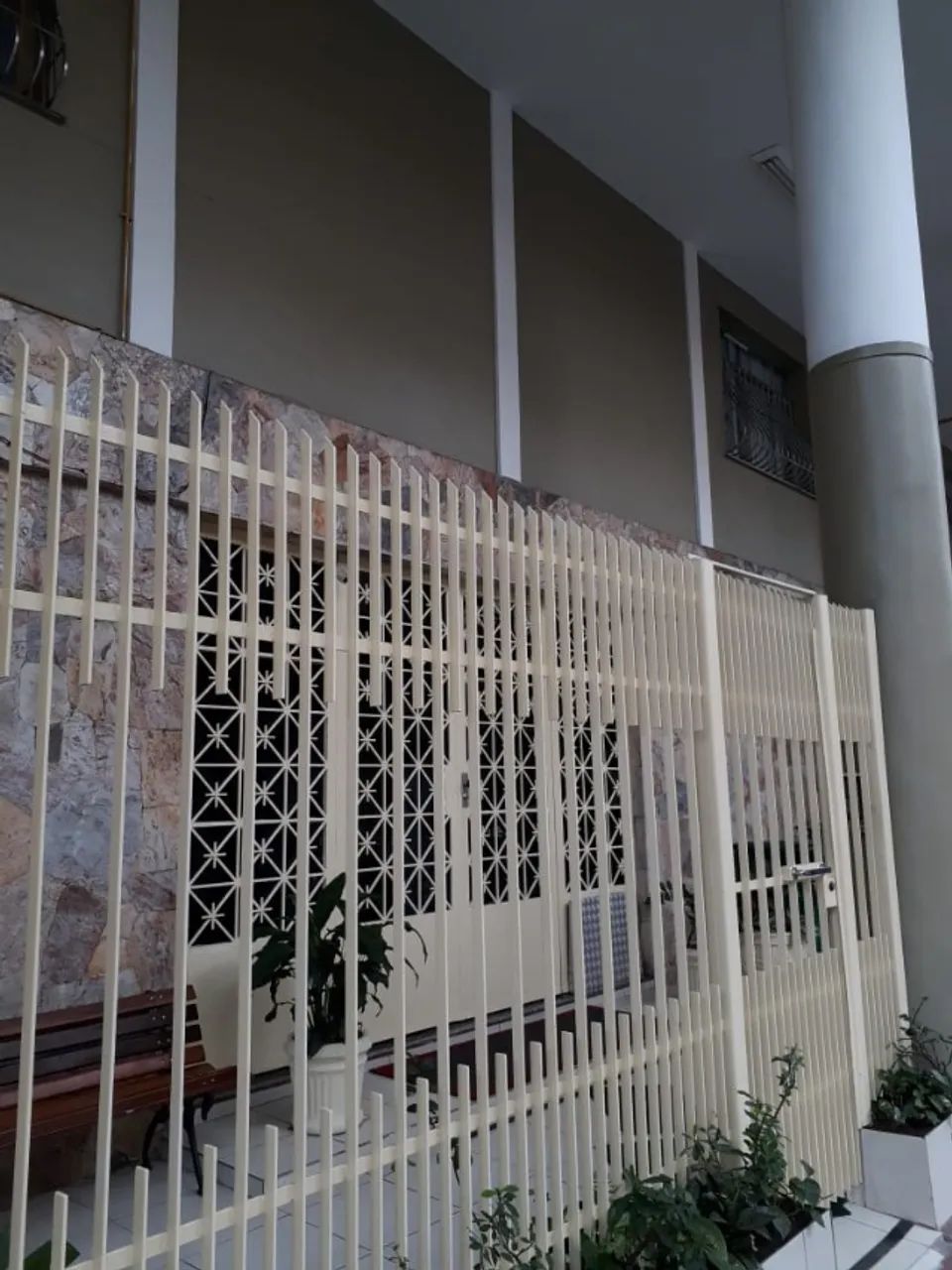 Venda (5409) - Apartamento de 03 quartos no Ingá