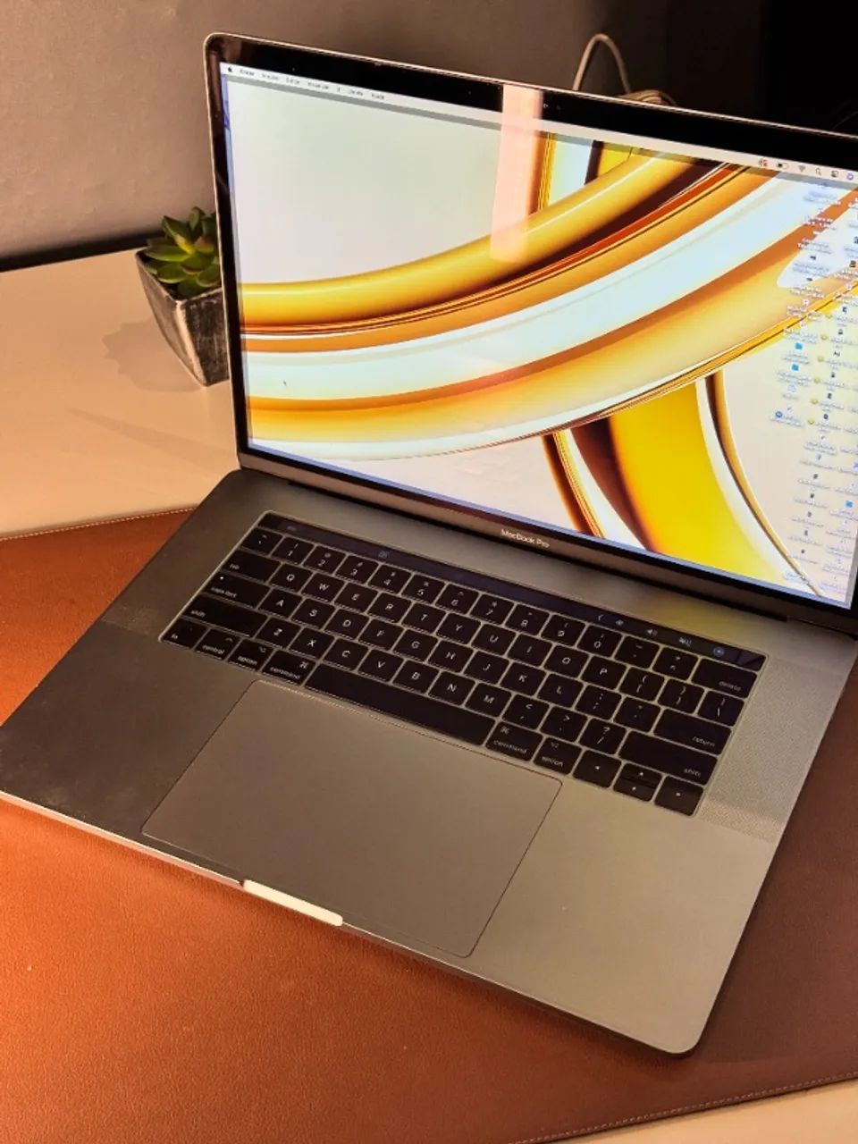 MacBook Pro 15" - i7 - 2017 - Foto 4