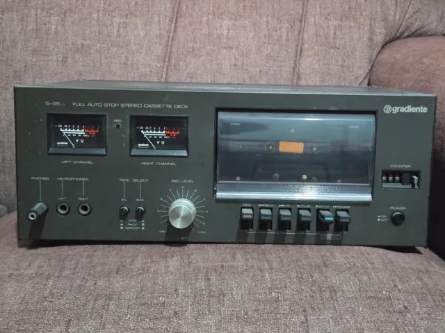 Gradiente S95 (Receiver + Tape Deck + Toca discos) Todos funcionando  - Foto 5