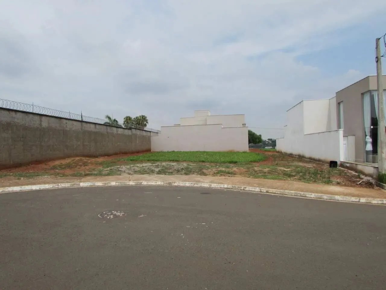Terreno em condomínio à venda, Jardim Phillipson Park - Americana/SP