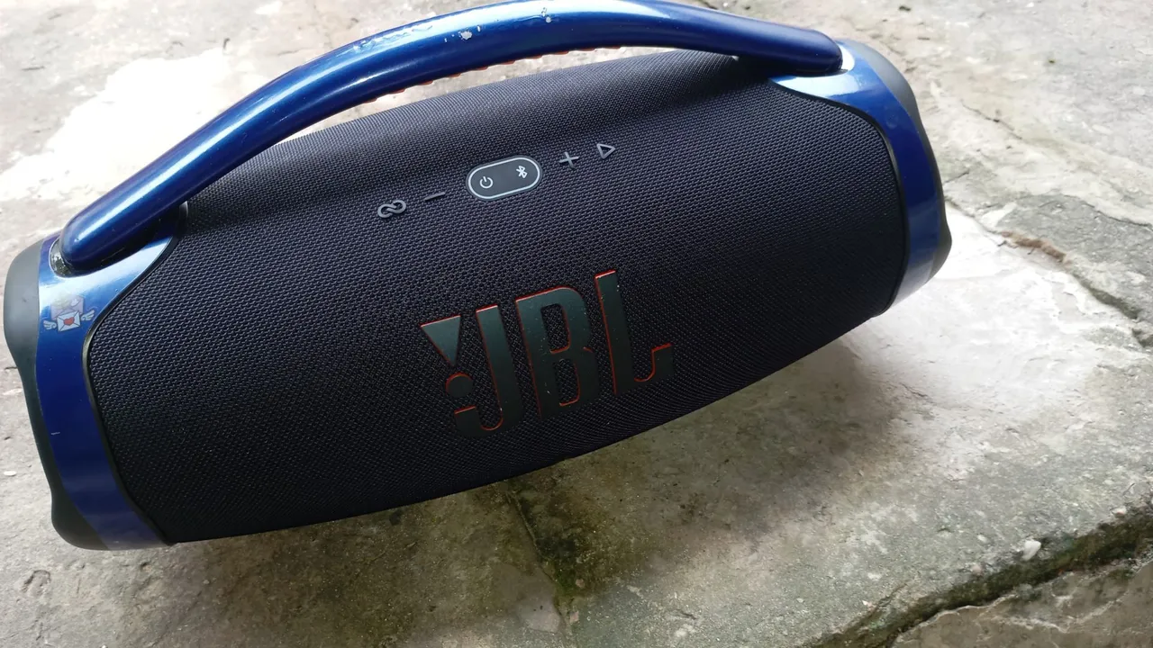 JBL boombox 3