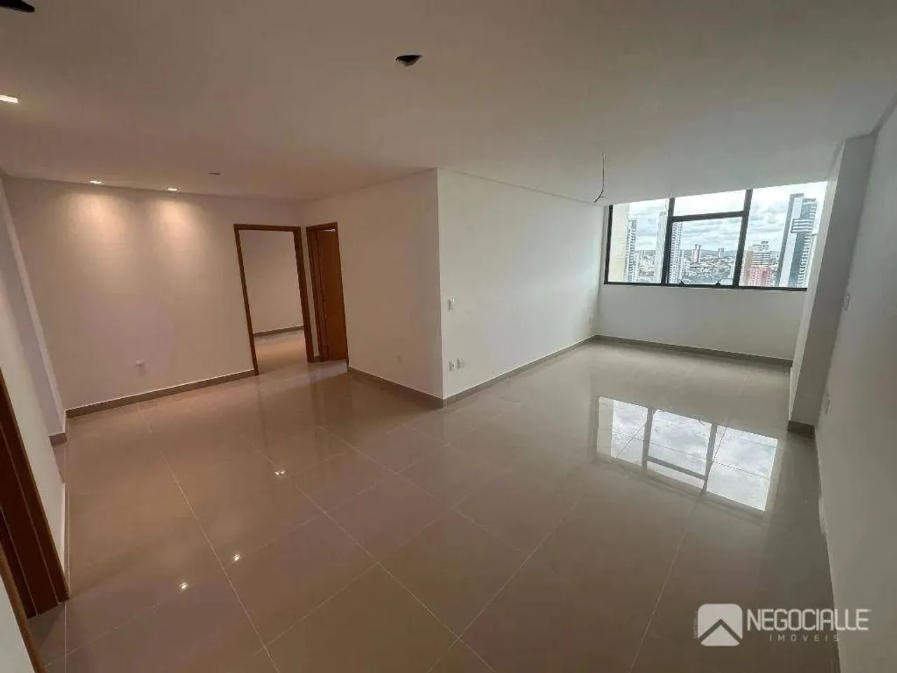 Apartamento com 3 suítes para alugar, 117 m² por R$ 4.740/mês - Centro - Campina Grande/PB