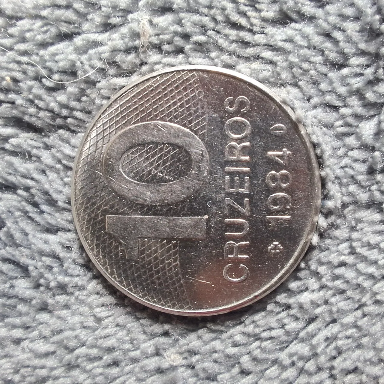 Moeda de 10 Cruzeiros 1984 RARA