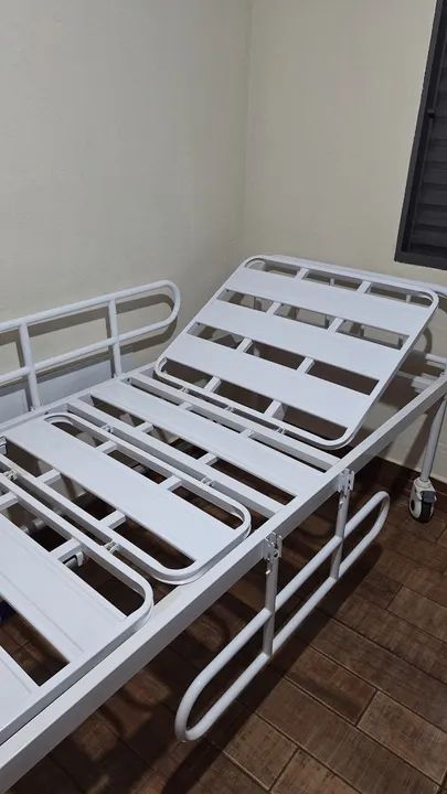 Cama hospitalar articulada - Foto 5