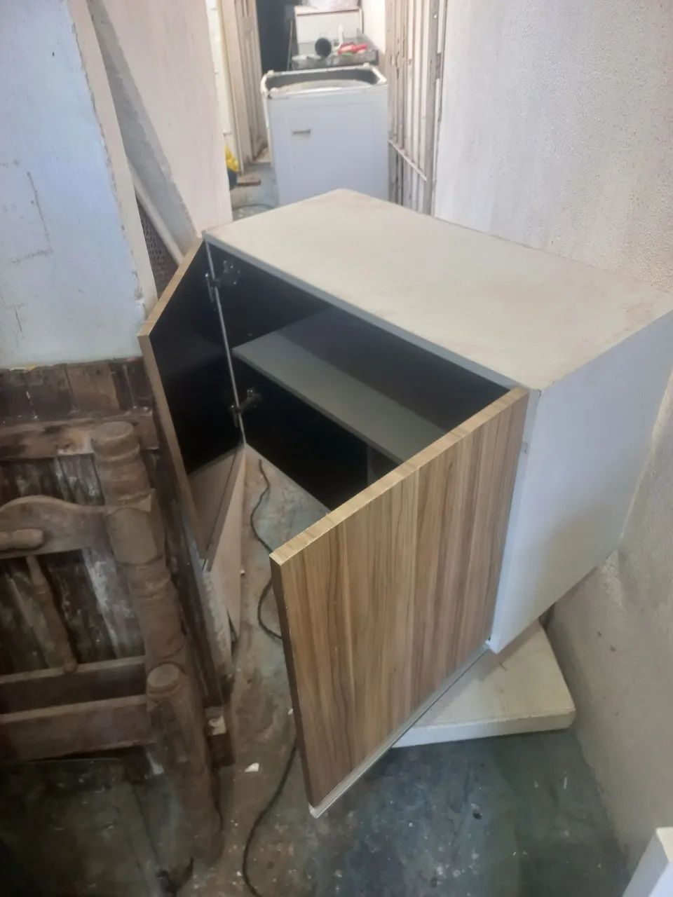 Cabinet64296495012737124