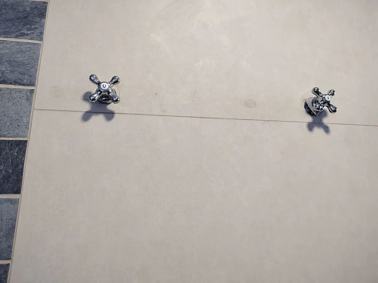 Construção e reforma de banheiro  - Foto 3