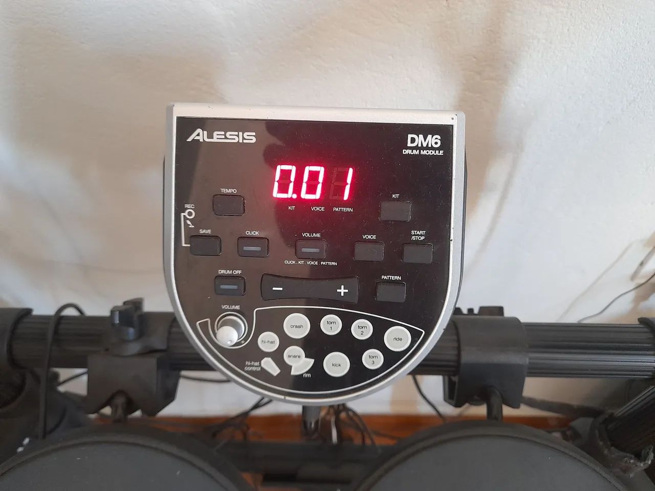 Bateria eletrônica alesis dm6 64872220374019124