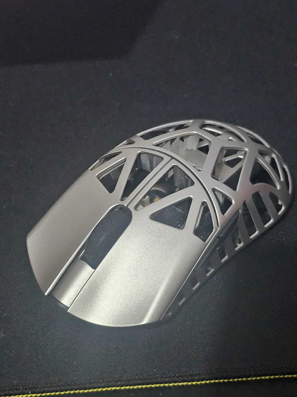 Mouse Gamer WLMouse Beast Max Wireless 8Khz