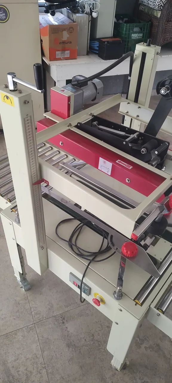 Fechadora de caixas semi automática  - Foto 2