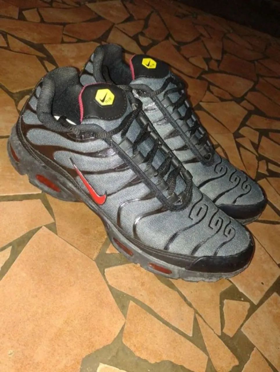 Tênis Nike tn