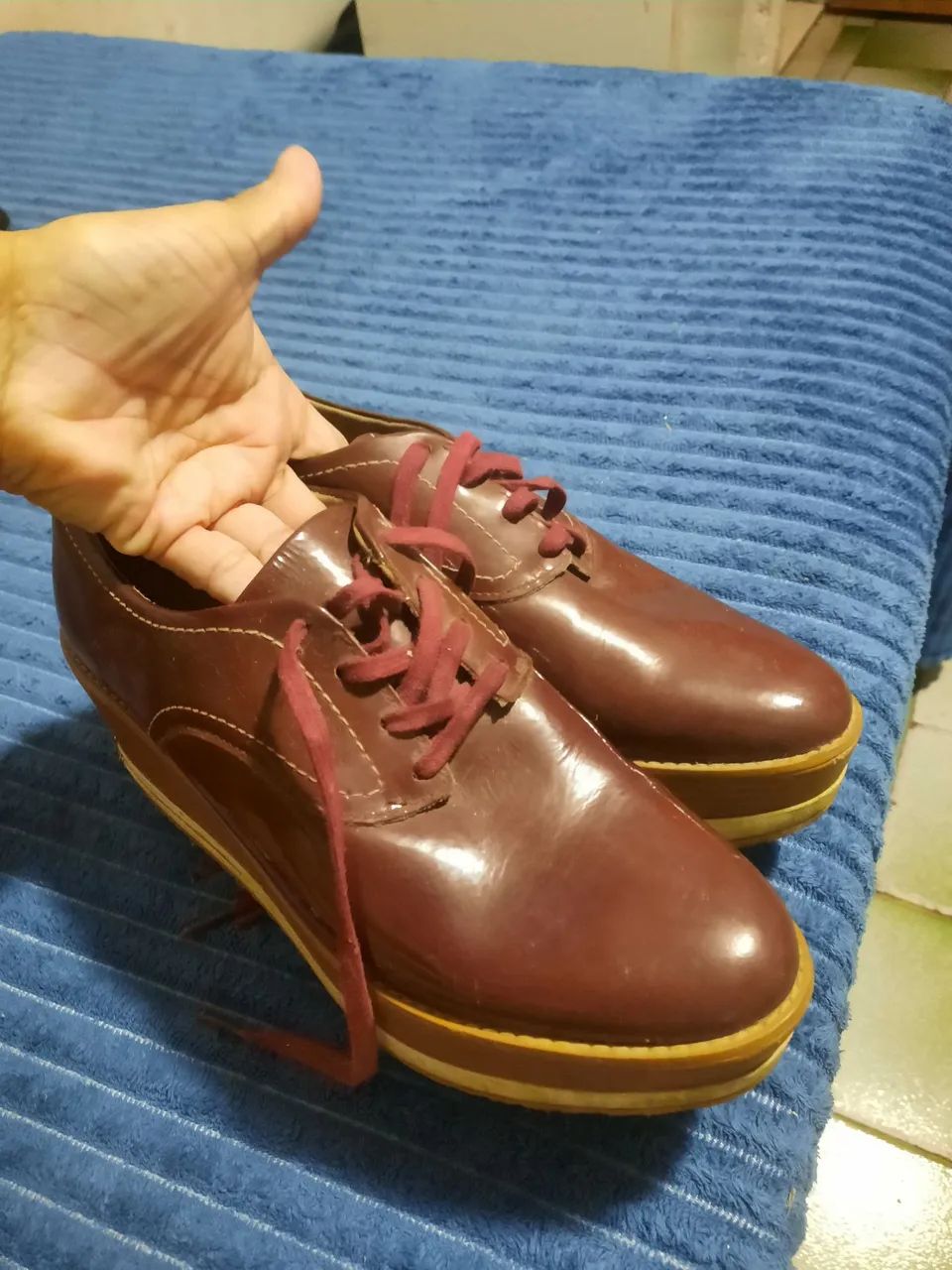 Sapatos plataforma marrom - Foto 3